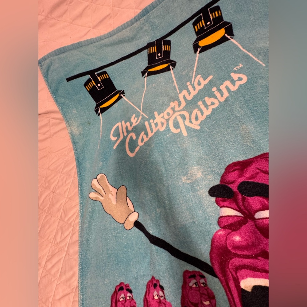 The California Raisins Blue Towel